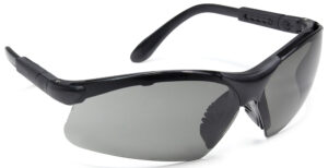 THETA SZINEZETT KARC-, ÉS PÁRAMENTES VÉDŐSZEMÜVEG